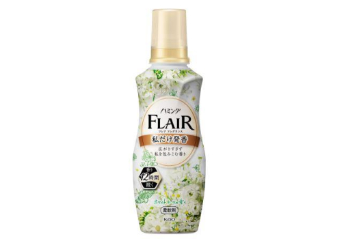  KAO Flair Fragrance White Bouquet Кондиционер-смягчитель для белья, с изящным ароматом белых цветов, 520мл, фото 1 